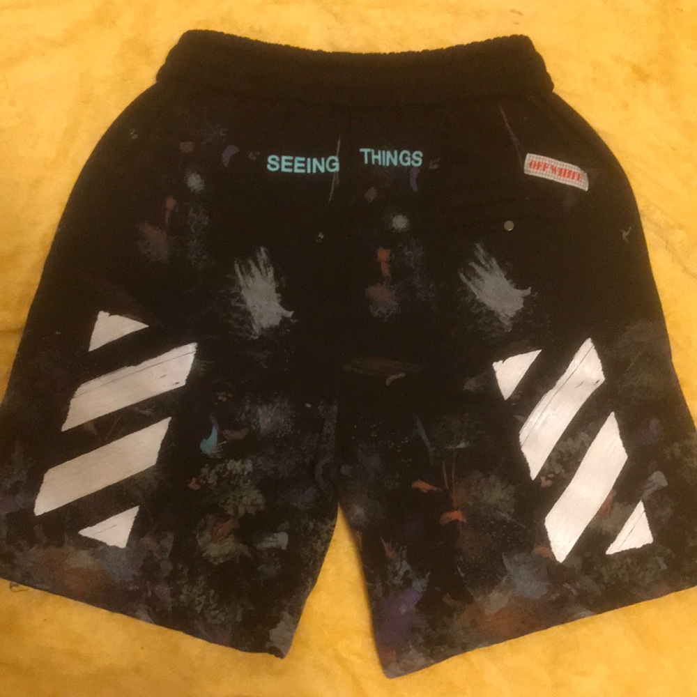 Brand New OFFWHITE SHORTS - Picture 3 of 4